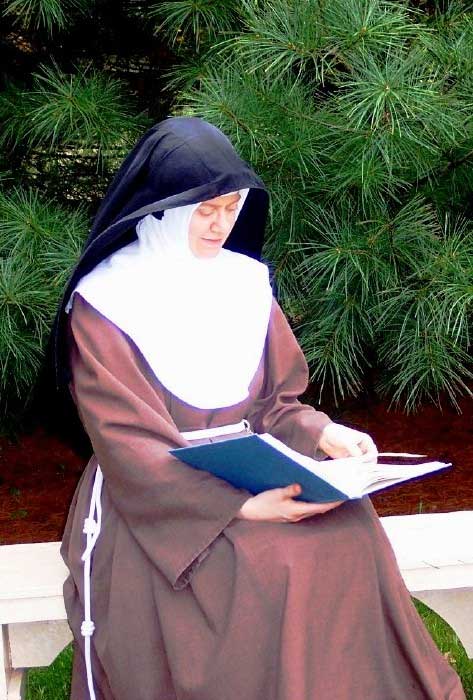 The Poor Clare Nun - A True Gift to God